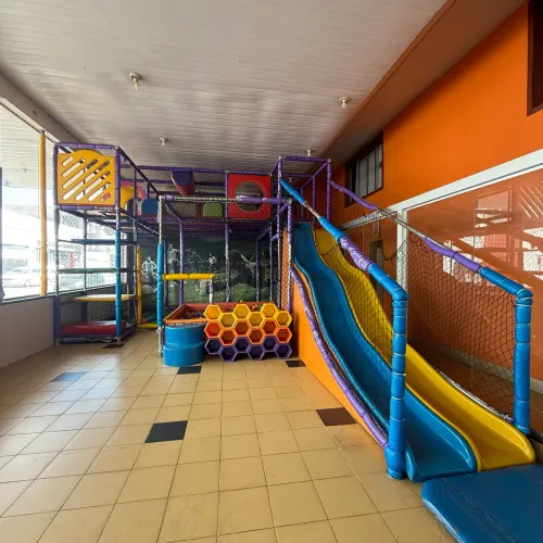 Parquinho playground completo