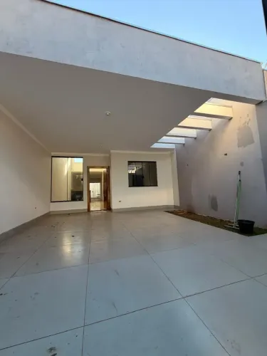 Imóvel para venda tem 110 metros quadrados com 3 quartos em Jardim Catedral - Maringá - PR