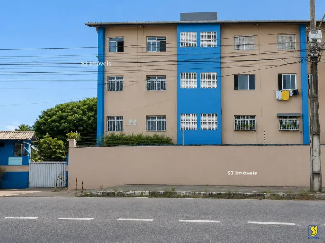 Apartamento para alugar com 2 quartos e 1 vaga no Antônio Bezerra