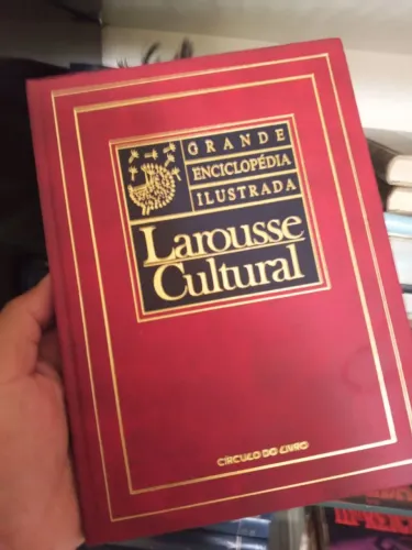 Grande enciclopédia ilustrada Larousse cultural