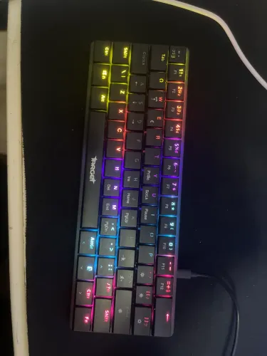 Teclado Mecânico TGT sherman LP60, 60% com fio