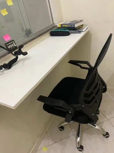 Mesa e cadeira de estudos completa