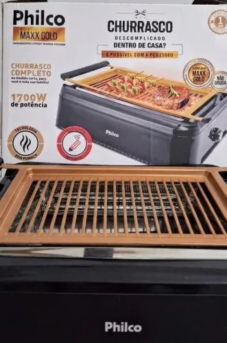 Churrasqueira Elétrica Philco Infrared PCQ2500D Maxx Gold pouco usada