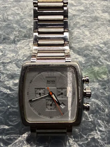 Relegio hogo boss original semi novo