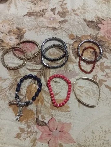 Lote 9 Pulseiras Femininas Variadas - Conservadas (Desapego)