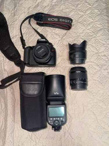 Canon Rebel T7 + 3 Lentes + Godox V1-C | Kit Completo