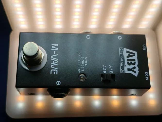 Pedal M-Vave ABY Channel Switch - Novo, Na Caixa (Sem Uso!)