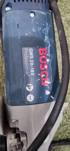 Esmirilhadeira BOSCH 20 180 profissional