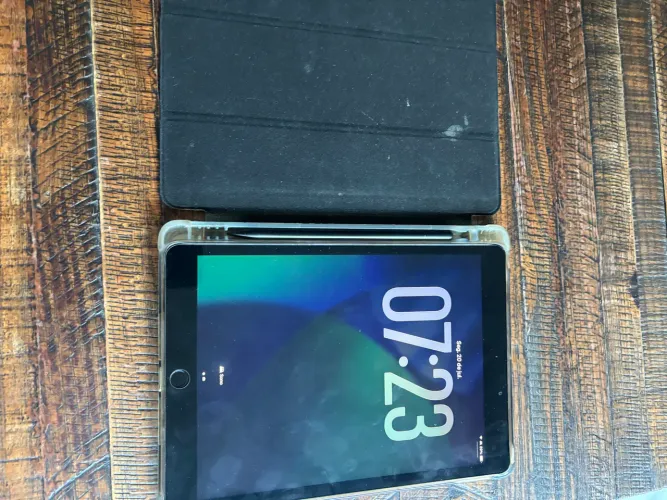 iPad 8ª Geração 64GB Wi-Fi Cinza Escuro