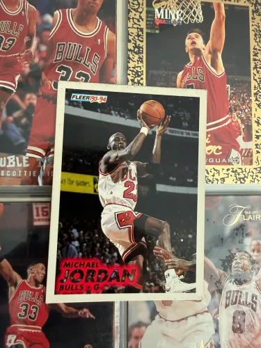 Michael Jordan 1993-94 Fleer #28