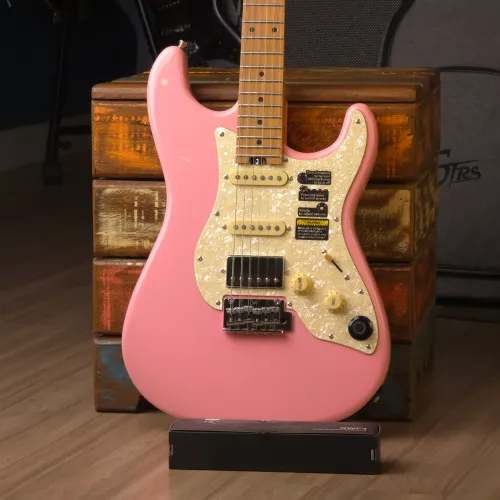 Guitarra Mooer GTRS S-801 + Foot