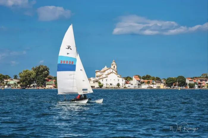 Vela mestra de Hobie Cat 16