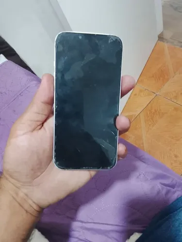 iPhone 14 retirada de peças