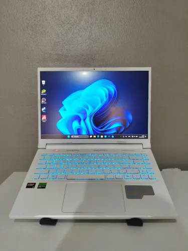 Notebook gamer V14 Ryzen 5 8645HS 8GB DDR5 SSD 512 RTX 3050 6GB tela 120hz
