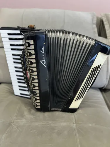 Acordeon 80 baixos
