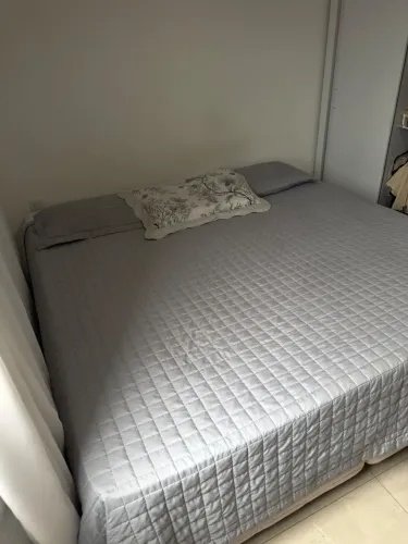 CAMA CASAL SUPER KING COM COLCHÃO