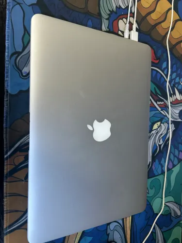 ? MacBook Air 13? Early 2015 - Intel Core i5 | 8GB RAM | SSD 256GB | Bateria Nova