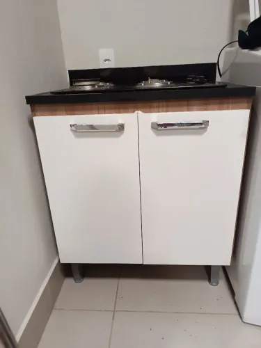 Armário e fogão Cooktop