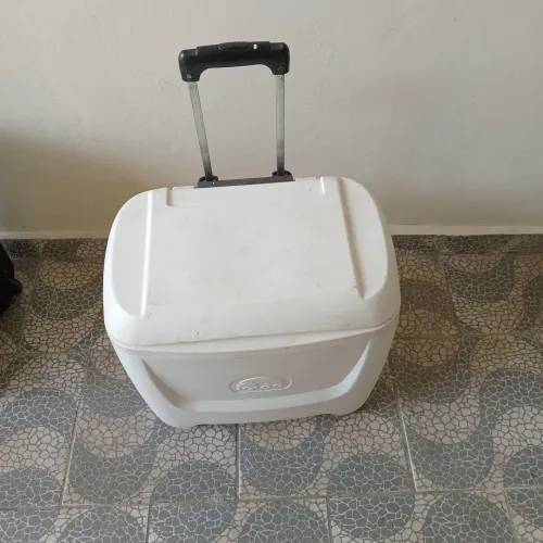 Cooler Igloo com Rodinhas 28 litros! 