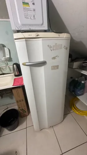 Móveis clínica e escritórios 