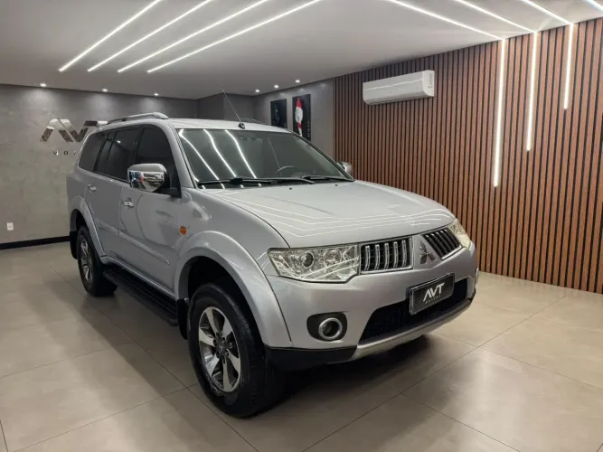 Mitsubishi Pajero Dakar HPE 3.2 4X4 T.I Dies 5P AUT 2012