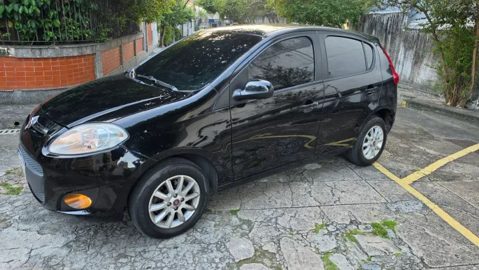 Fiat Palio Attractive 1.0 EVO Fire Flex 8V 5P 2015