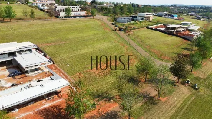Terreno à venda em condomínio fechado em Bragança Paulista | 3686 m² em Quinta da Baroneza