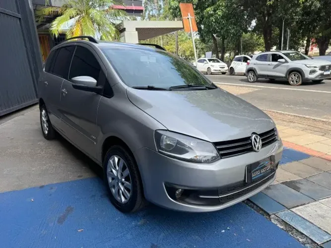 Volkswagen Spacefox 1.6/ 1.6 Trend Total Flex 8V 5P 2013