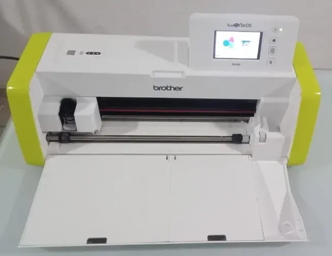 Máquina de Corte Brother ScanNCut DX SDX85