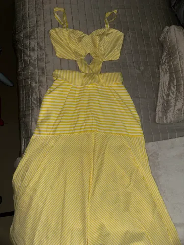 Vestido Amarelo Joy