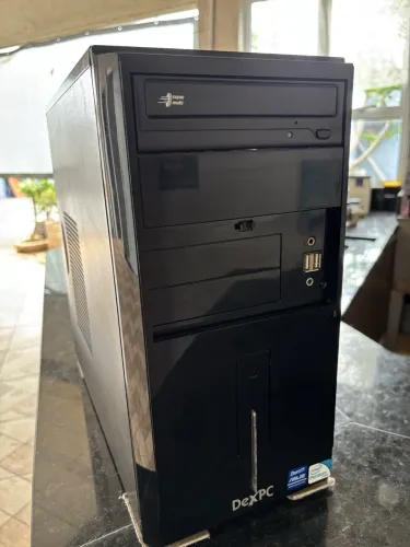Desktop processador Intel dual core 4GB de memória hd de 500gb
