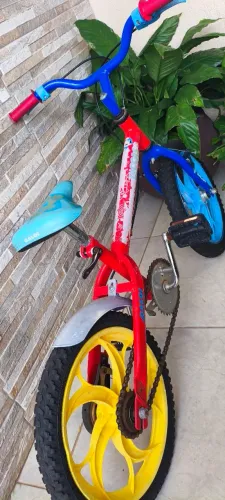 Bicicleta Lucas Neto