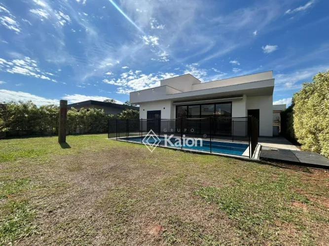 Casa para venda e locação no Condomínio Villas do Golfe em Itu/SP