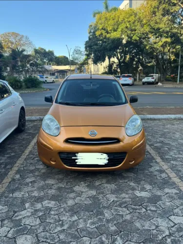 Nissan March 1.0 16V Flex Fuel 5P 2012