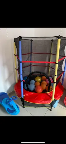 Vendo pula pula novíssimo 