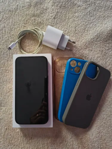 iPhone 13 128 gb acompanha carregador original Apple