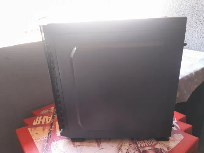 PC GAMER/ BARATO