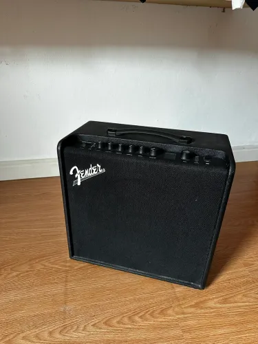 FENDER MUSTANG LT50 + MOOER GE200