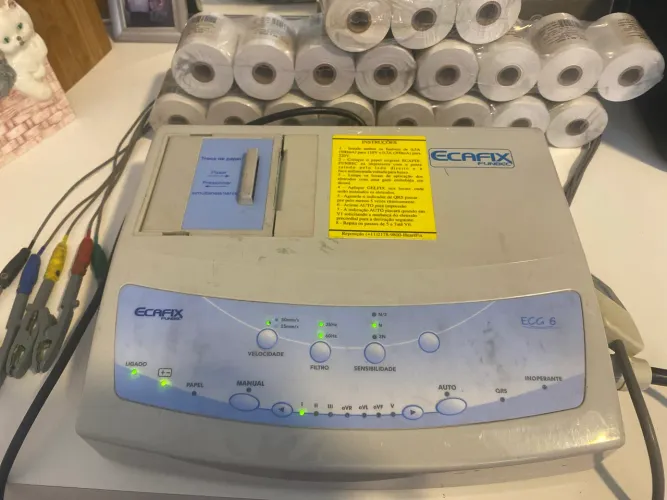 Eletrocardiograma Ecafix ECG 7 derivações + rolo de papel pra ecg Dari