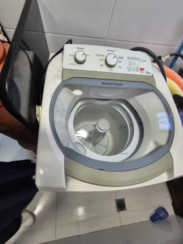 Geladeira Brastemp 9 kg 6 anos de uso