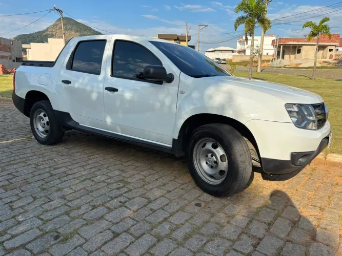 Renault Duster Oroch Exp. 1.6 Hi-flex 16V Mec. 2018