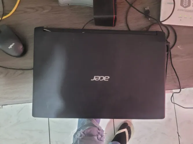 Notebook acer tela quebrada