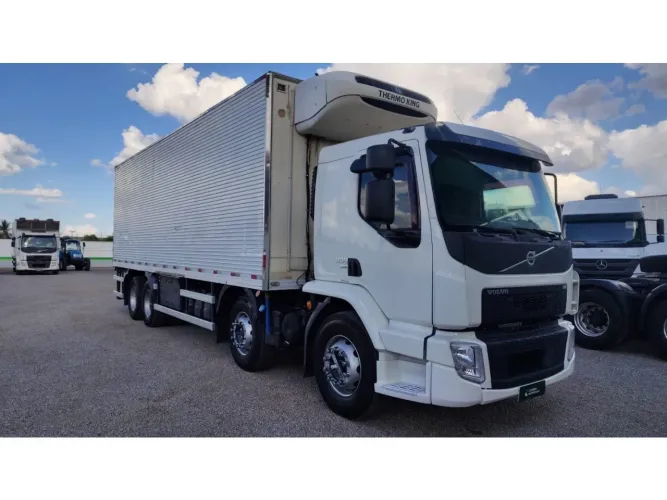 Volvo Vm 330 2021