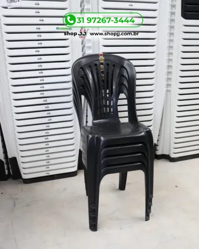 kit 4 Cadeiras de plástico preta 182kg