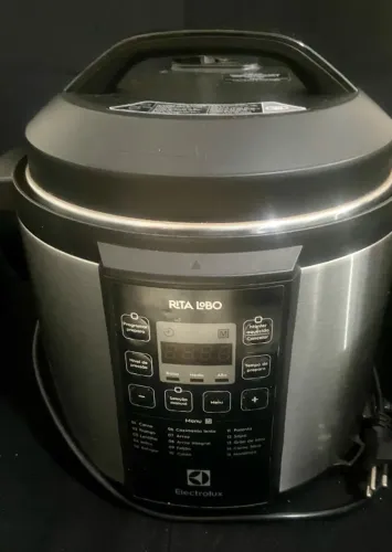 Panela de pressão elétrica Electrolux por Rita Lobo