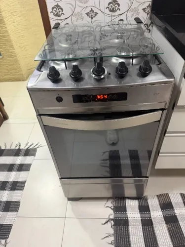 Fogão Brastemp Ative! 4 Bocas Inox com Forno e Painel Digital
