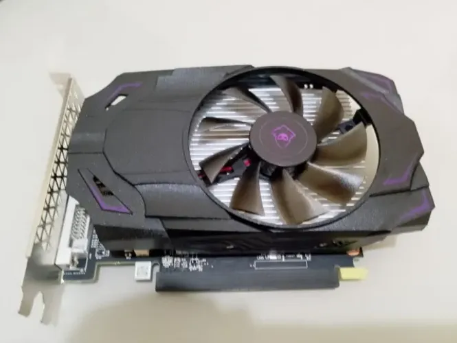 Placa de video RX 550 4GB NOVA ! GARANTIA