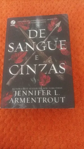 De sangue e cinzas- usado