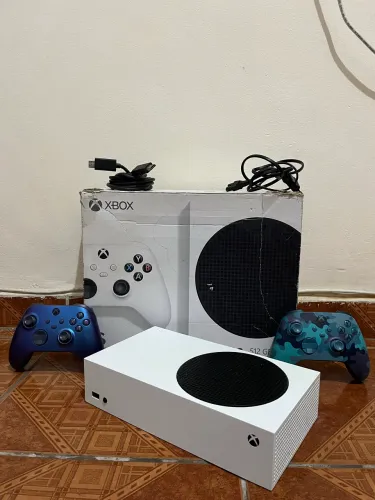 XBOX SERIES S | 2 CONTROLES PERSONALIZADOS E C/ CAIXA 