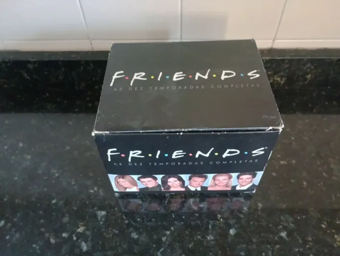 Friends coleção completa 10 Temporadas em dvds (usado)